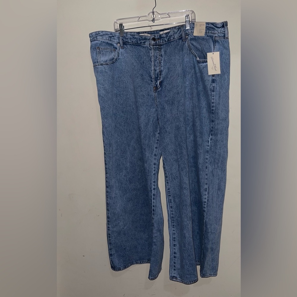 Universal Threads  Women's Mid-Rise Super Wide Leg Jeans  Pants 24